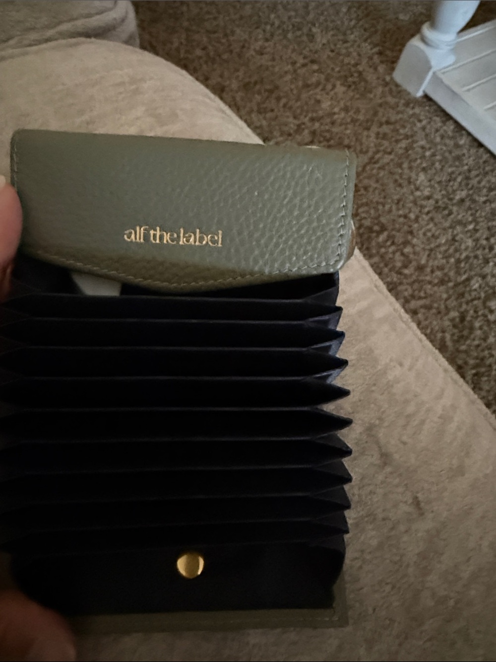 Alf the label Elsie Card Wallet (Pebbled Leather) Olive Green Compact Wallet - Picture 7 of 12